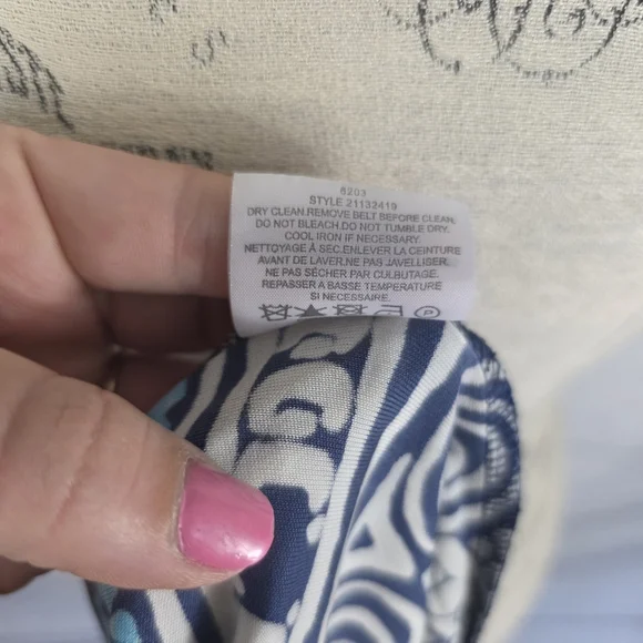 Tory Burch Silk Medallion Print Cap Sleeve Midi Dress - Picture 9 of 9